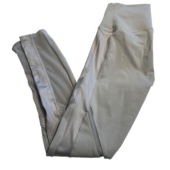 ALO | Women’s High Waisted Epic Mesh Legging - Sz Med - Light Grey - Picture 12 of 14
